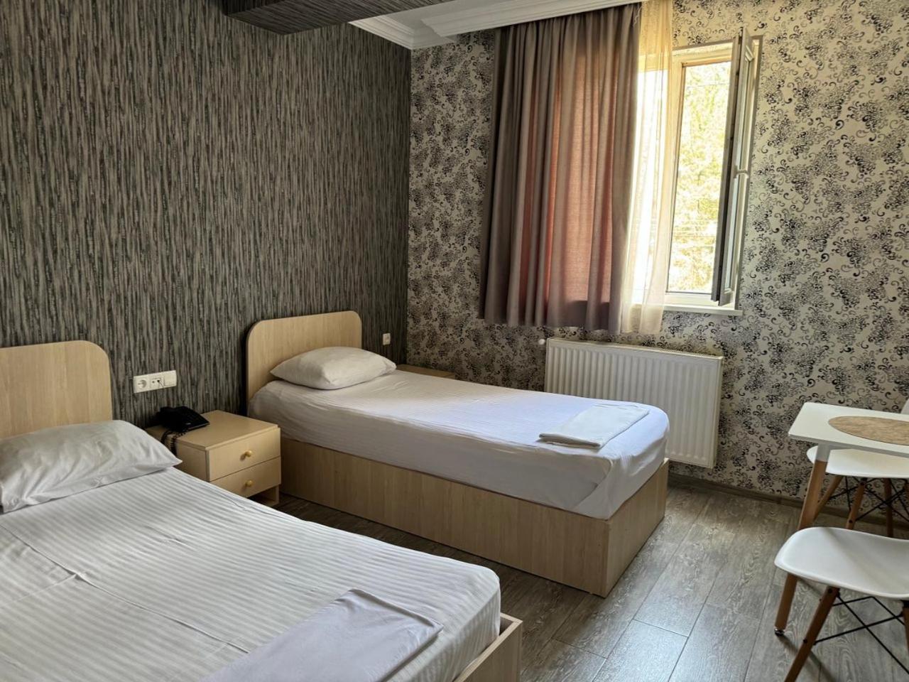 טביליסי Hotel Skib מראה חיצוני תמונה