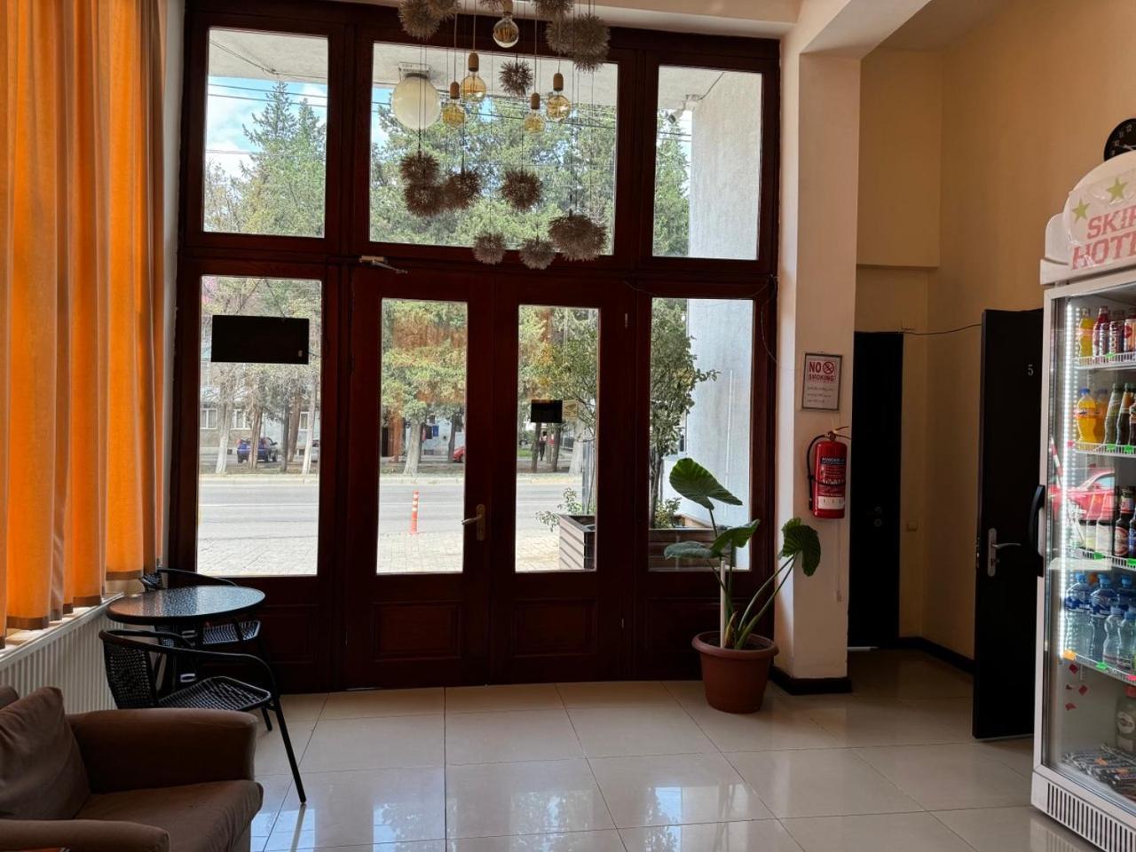 טביליסי Hotel Skib מראה חיצוני תמונה