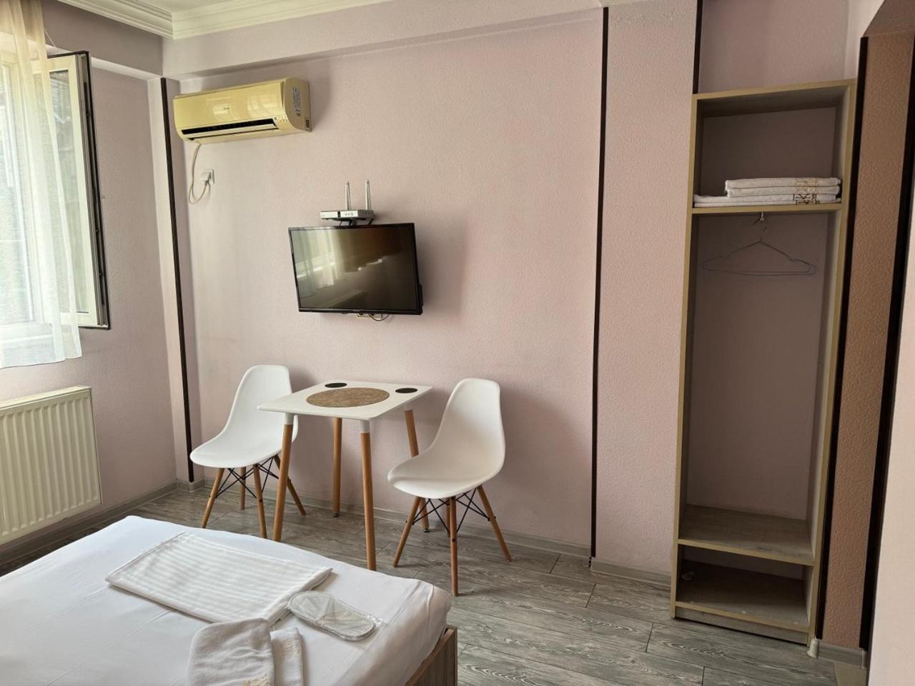 טביליסי Hotel Skib מראה חיצוני תמונה